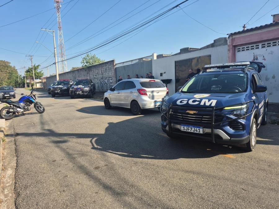 Guarda Civil prende dois homens por roubo no Santa Tereza