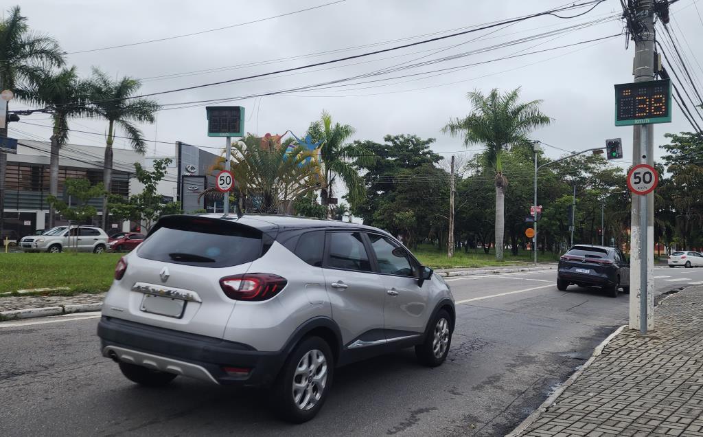 Taubaté registra redução nos acidentes e queda nas multas de trânsito em 2025