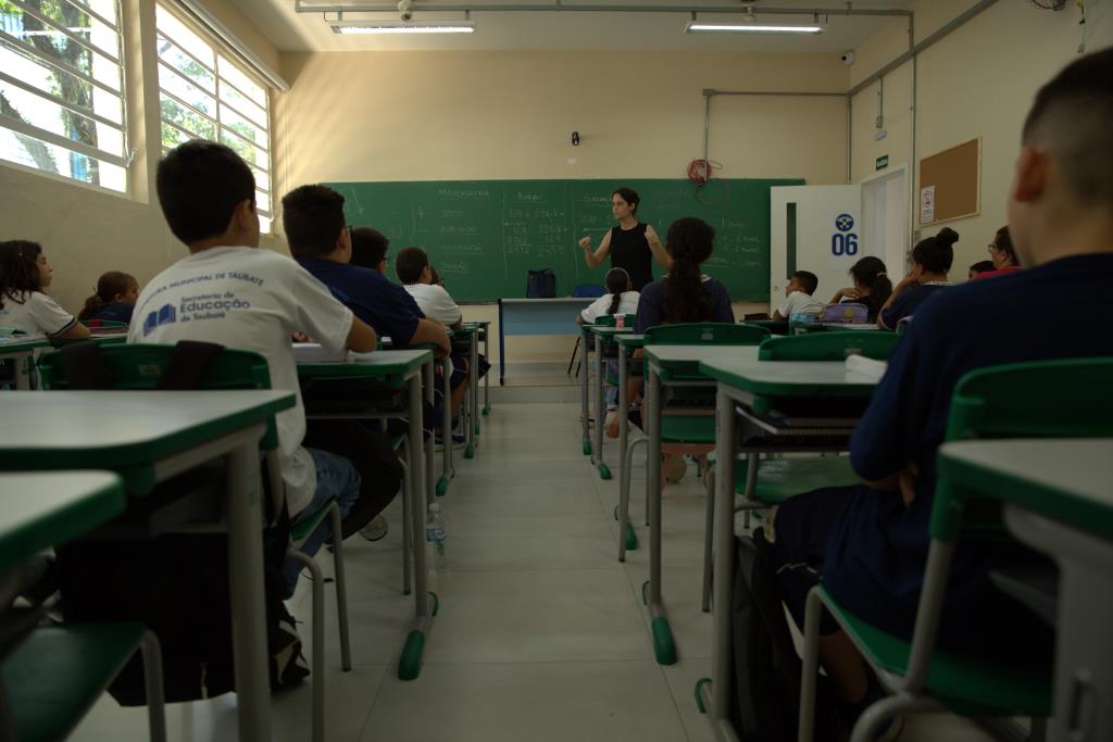 Prefeitura convoca 25 novos professores aprovados em concurso público