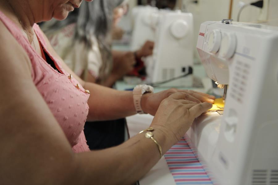 Escola do Trabalho abre inscrições para curso de produtos natalinos