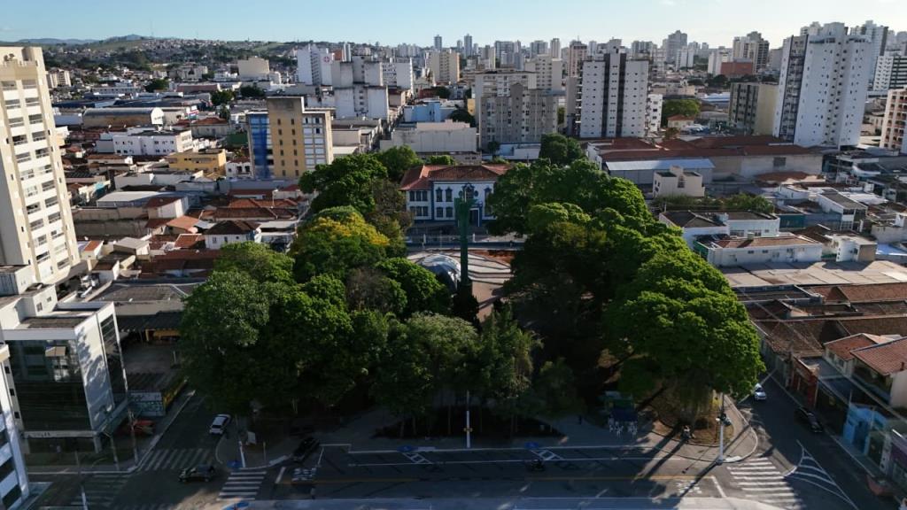 Revitalizada, praça Monsenhor Silva Barros será reinaugurada com plantio de mudas de árvores nativas