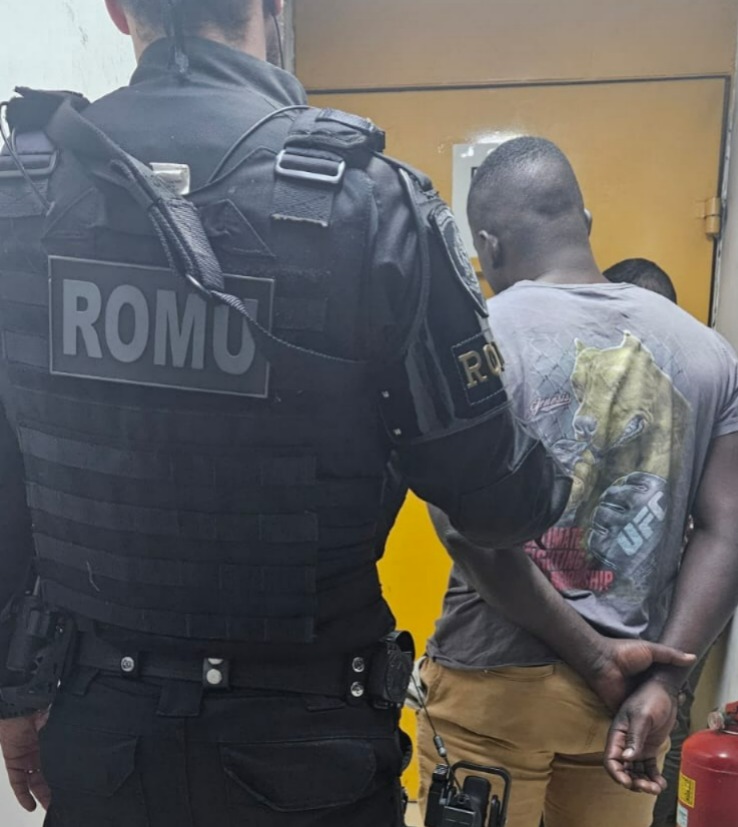 Ronda Ostensiva prende suspeito de tráfico de drogas na região central