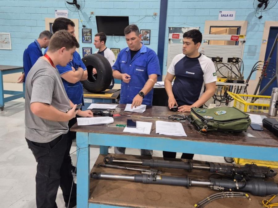 Escola de Ciências Aeronáuticas abre inscrições para curso de Técnico de Manutenção de Aeronaves