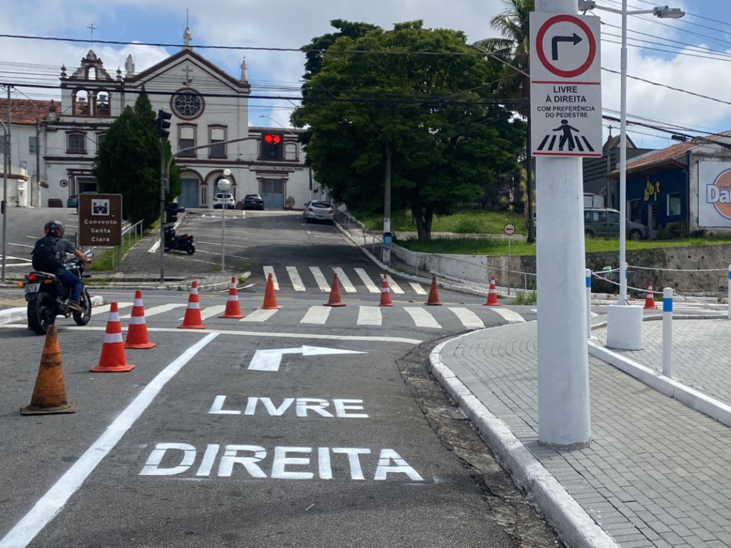Prefeitura conclui primeira etapa do sistema de conversão livre à direita; confira os locais