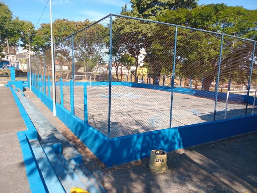 Ginásios, quadras e campos passam por manutenção em diversos bairros de Taubaté