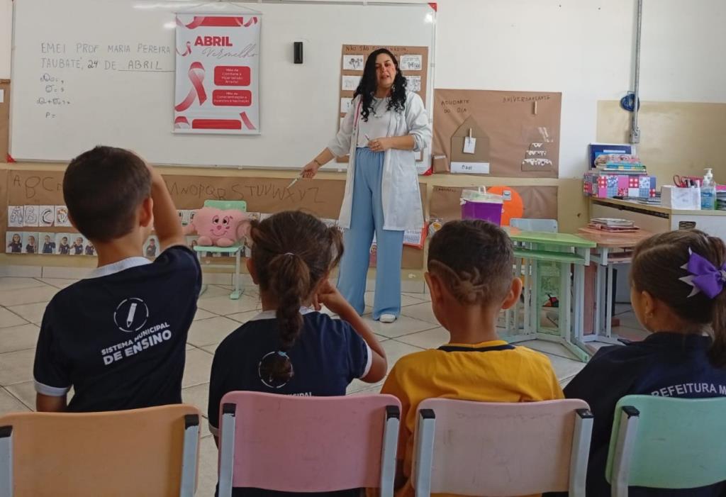 Campanha das Cores da Secretaria de Saúde reforça educação preventiva contra doenças