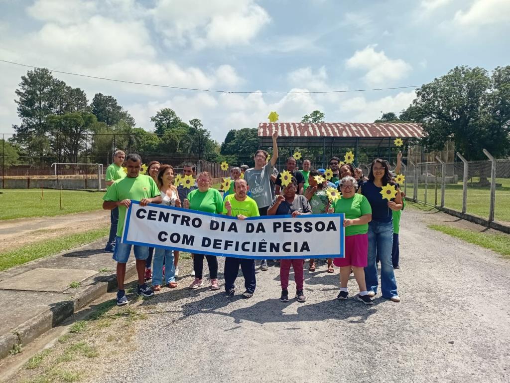 Centro Dia realiza atividades em comemoração ao Dia Internacional da Pessoa com Deficiência