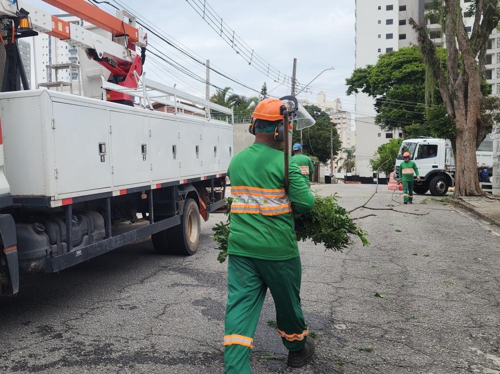 Força-tarefa intensifica ações de combate a danos causados pelas chuvas