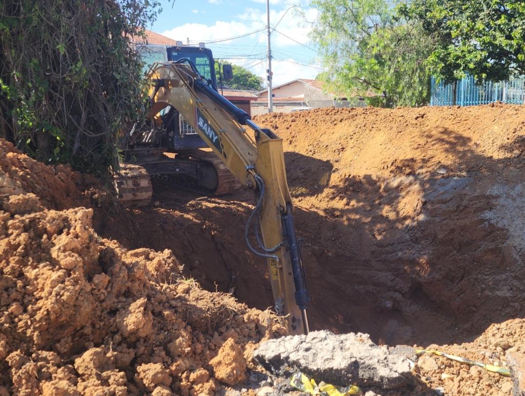 Prefeitura reforça manutenções em galeria de águas pluviais na Gurilândia e outros pontos de Taubaté