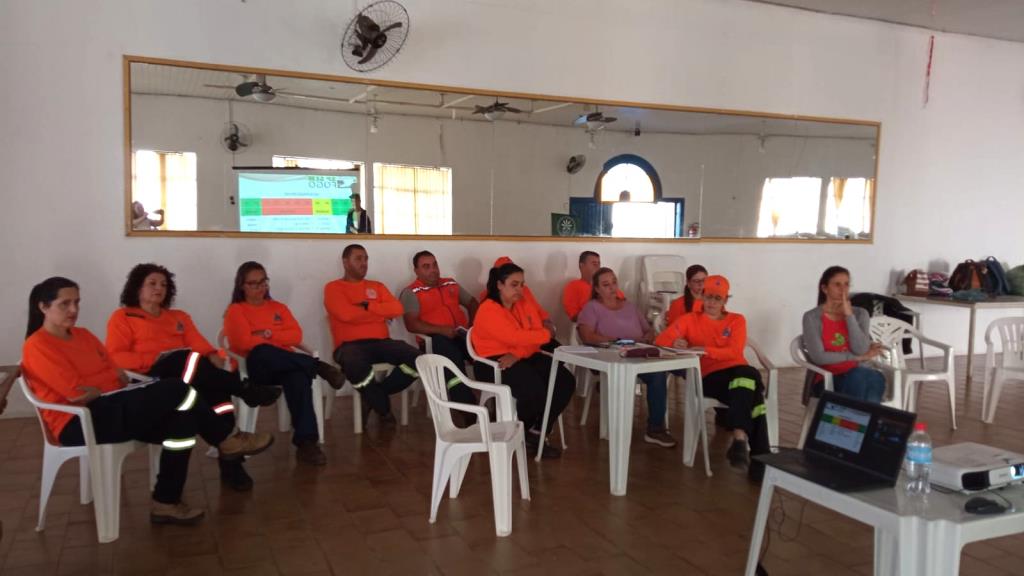 Defesa Civil e Brigada de Incêndio recebem capacitação sobre prevenção de incêndios no campo