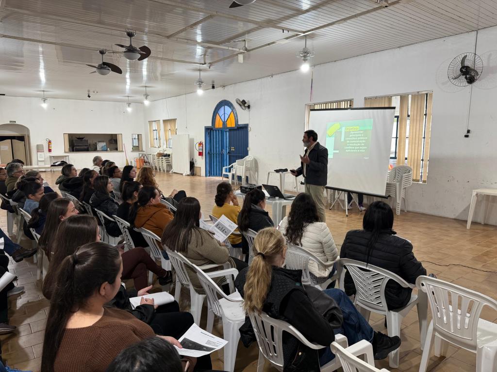 Prefeitura promove palestra sobre saúde mental e ocupacional