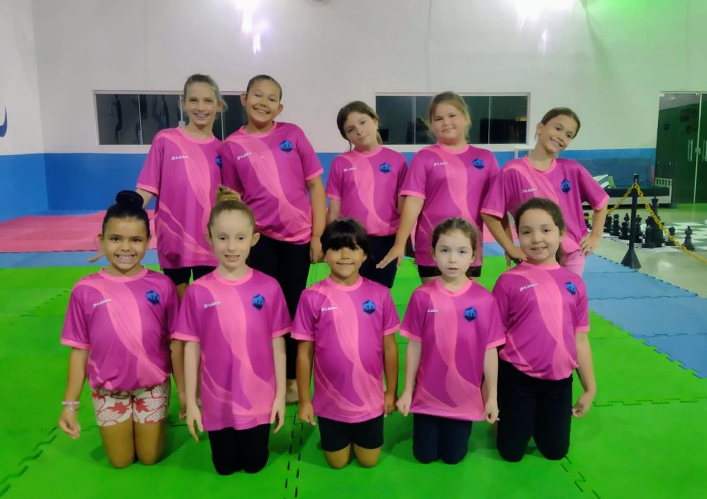 Prefeitura oferece aulas de Ginástica Rítmica e atletas se preparam para apresentação especial