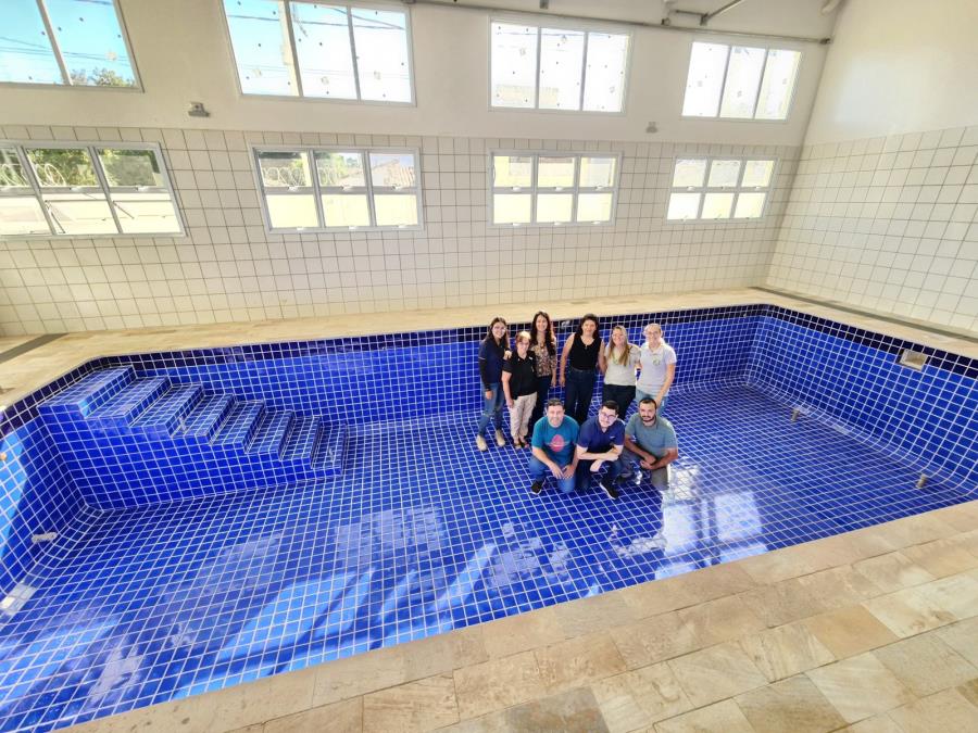EQUIPE DA SECRETARIA DE OBRAS PÚBLICAS E SERVIÇOS URBANOS VISTORIA OBRA DA PISCINA DO CCI