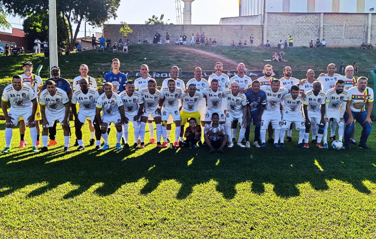 Juventude e Unidos do Parque Aliança são os finalistas da Taça Kito Pereira de Veteranos