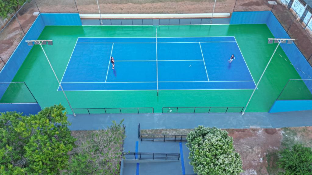 Programa Mais Esporte oferece aulas gratuitas de tênis para todas as idades em Matão