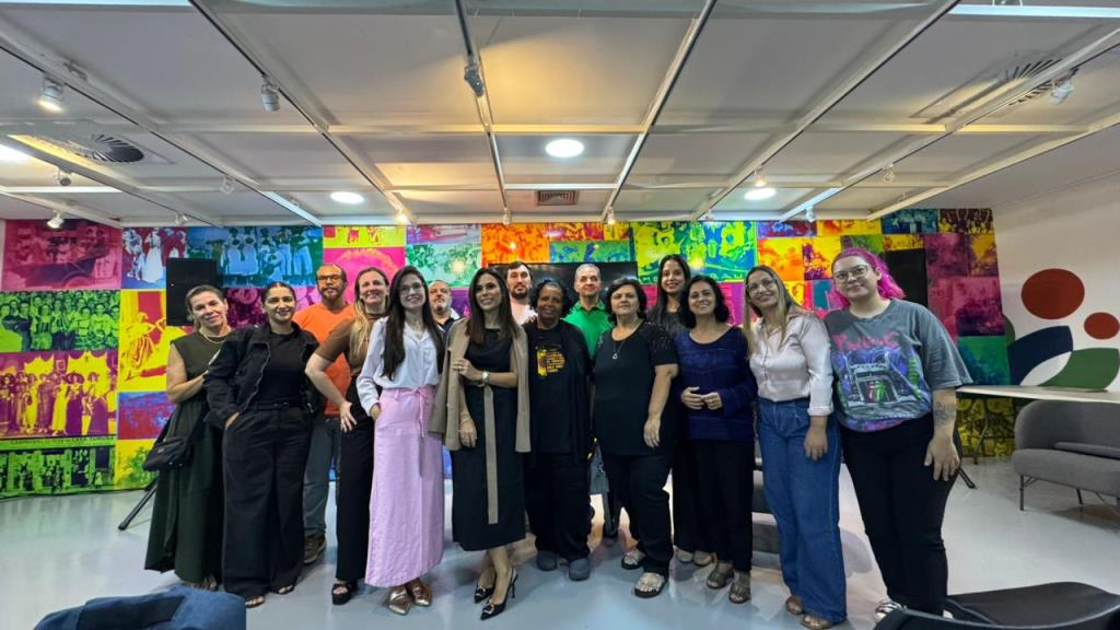 Segurança no ambiente virtual: Formação sobre ECA Digital reúne servidores e Conselho Tutelar