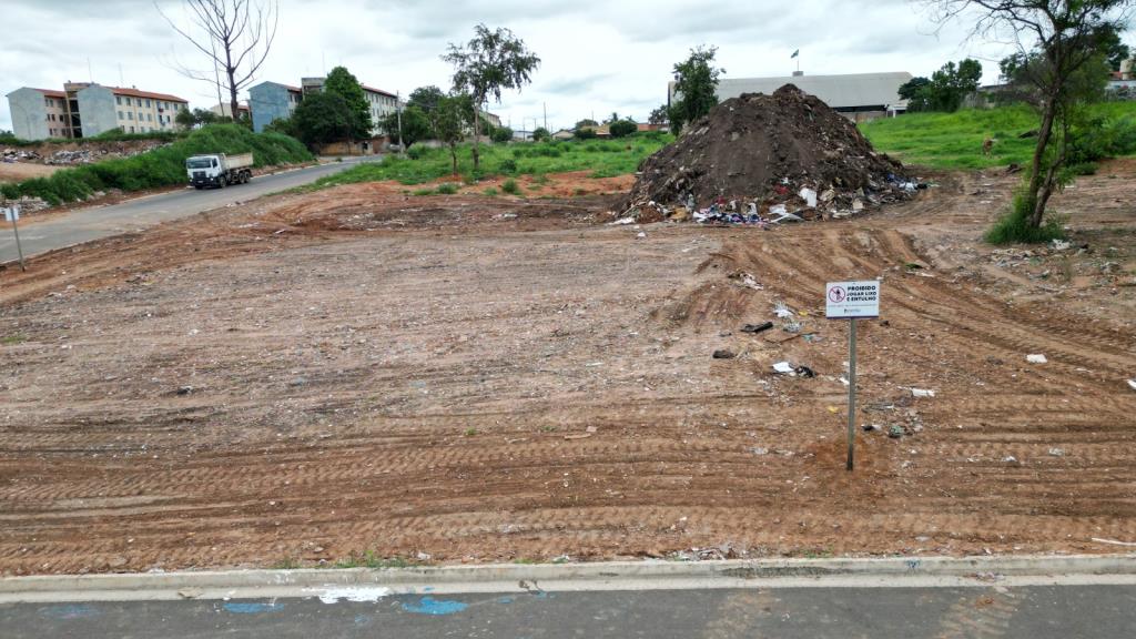 Prefeitura orienta sobre o descarte correto de resíduos no Jardim Paraíso