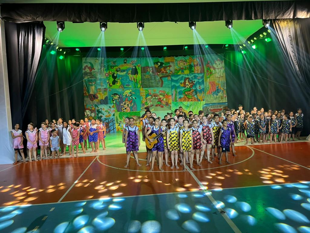 SOS Cidadania emociona com o espetáculo ‘A Criança, o Mundo e Suas Cores’