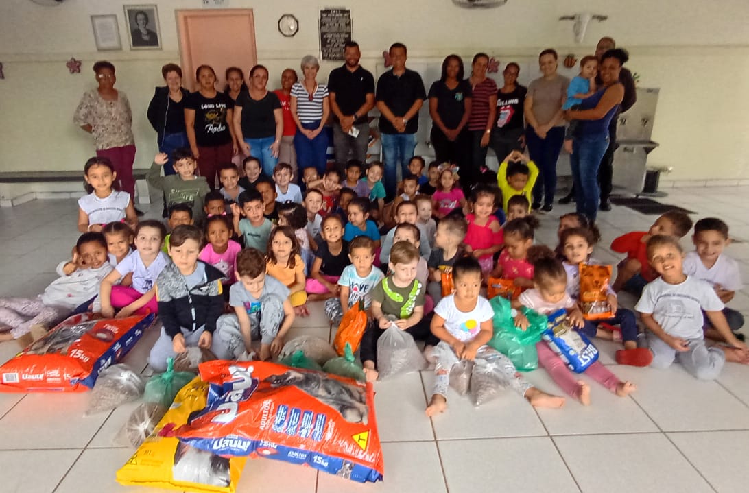 Educação Infantil da rede municipal realizou ‘Dê um presente para Matão’