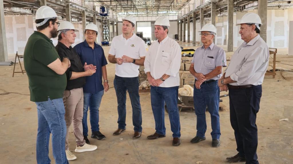 Obra do Novo SENAI de Matão segue em ritmo acelerado e recebe visita do prefeito Cido Ferrari e de autoridades