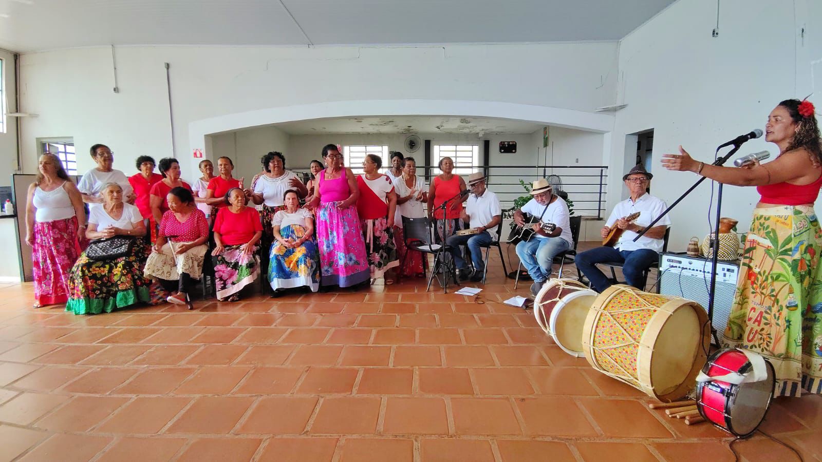 Prefeitura promove ação ‘Celebrando a infância’ para integração entre crianças e pessoas idosas