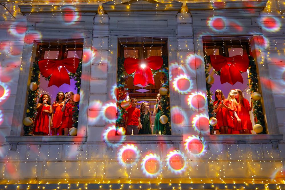 Coro Infantil da Escola de Música e Arte Danilo Gomez emocionou plateia na ‘Cantata de Natal’