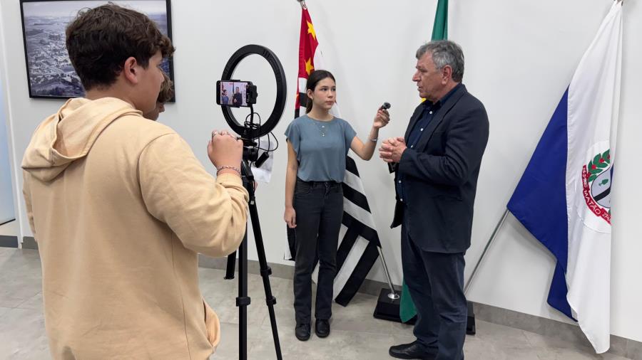 Estudantes da rede pública municipal estão produzindo um ‘Telejornal’