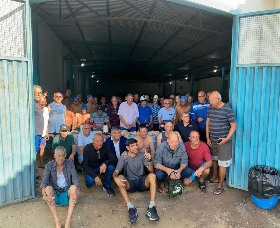 CAFÉ DA MANHÃ ESPECIAL EM COMEMORAÇÃO AO DIA DOS PAIS