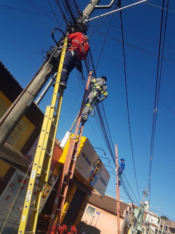 🌐💡 Despoluindo Camanducaia – Mais organização, mais segurança, mais cuidado com nossa cidade!
