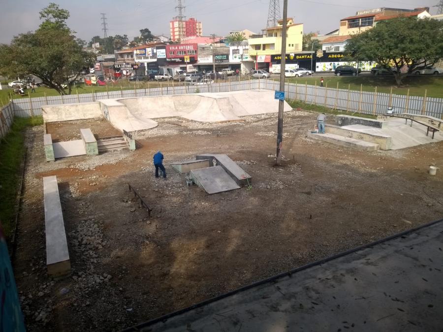Prefeitura de Caçapava segue com obra de reforma da pista de skate