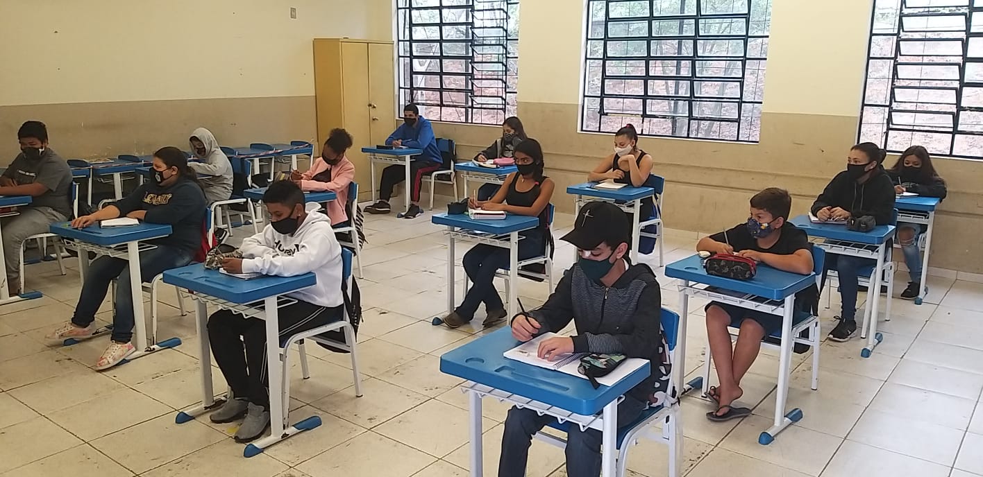 Mais de 1.700 alunos da Rede Municipal de Ensino de Caçapava participam de projeto de reforço escolar