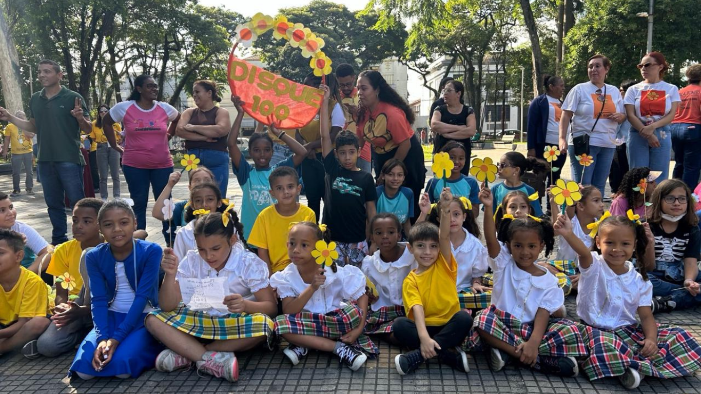 Caçapava realiza caminhada de conscientização contra o abuso e exploração sexual infantil