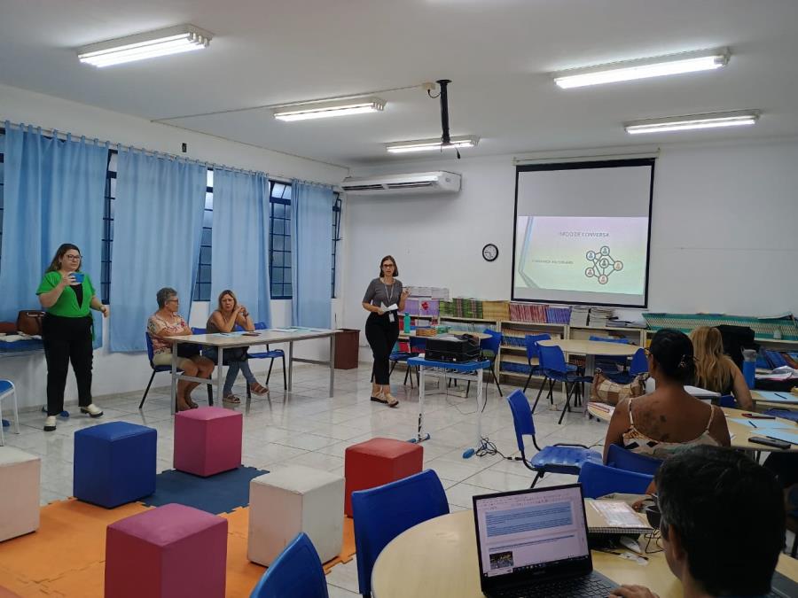 Encontro Pedagógico na EMEF Dr. Antônio Pereira Bueno aborda dificuldades de aprendizagem