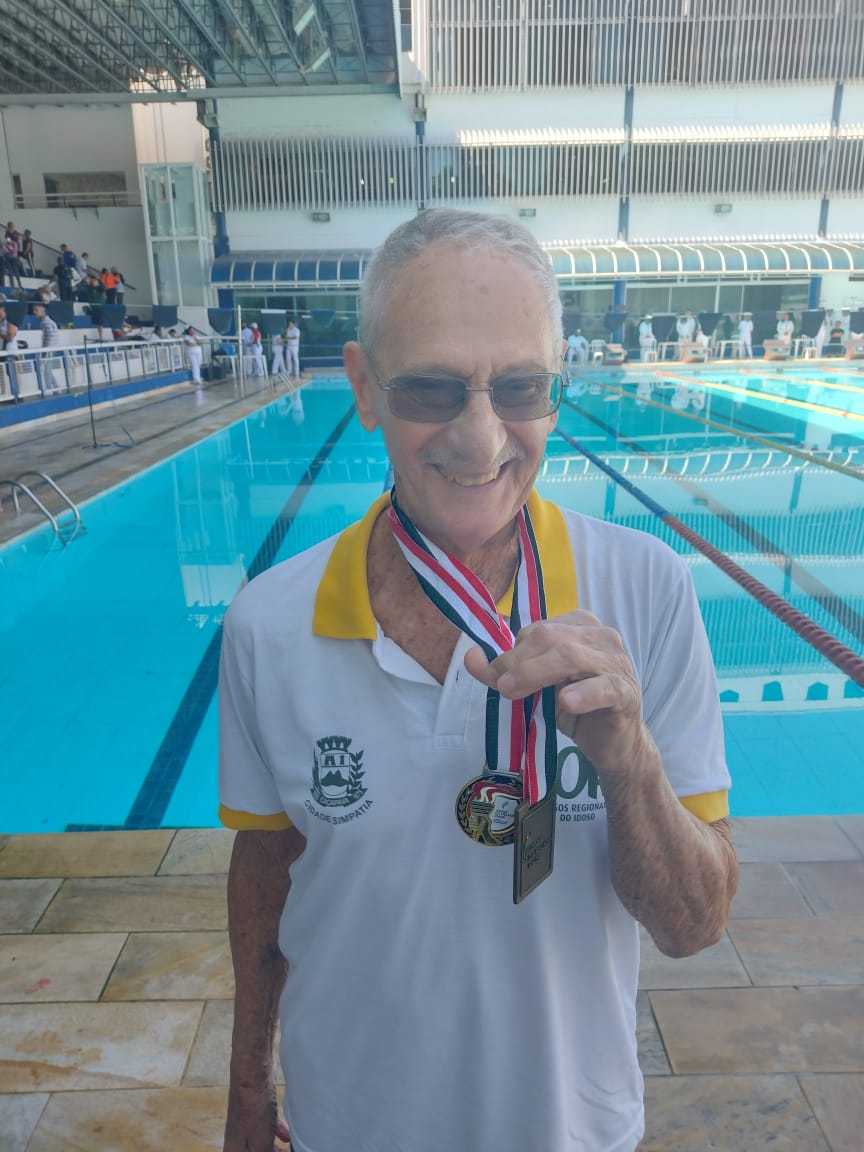 Natação campineira brilha e conquista quatro medalhas nos Jogos da Melhor  Idade (Jomi)