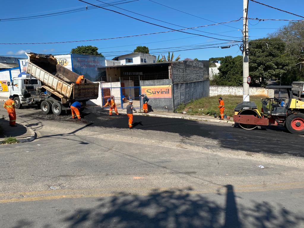 Estrada Municipal Olivia Alegri recebe obras de recuperação