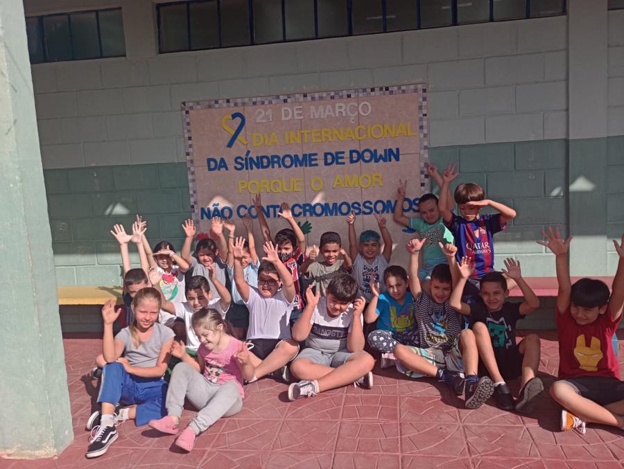 Escolas polos de AEE fazem campanha de conscientização sobre Dia Internacional da Síndrome de Down
