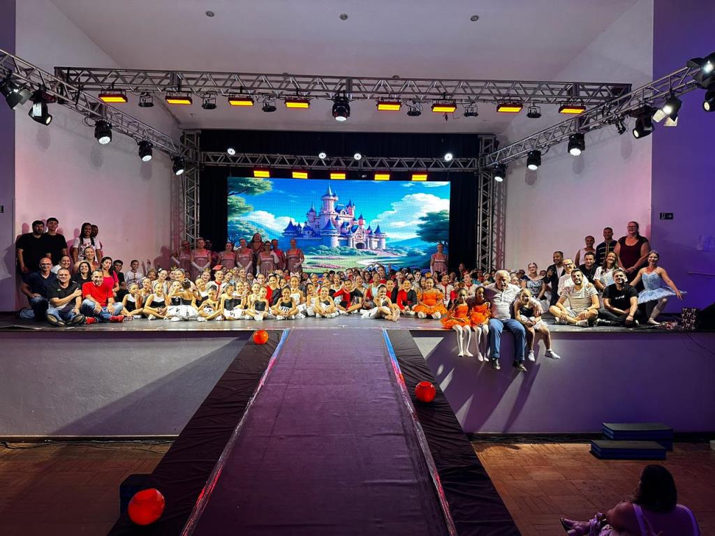 🩰✨ FESTIVAL DE BALLET ESCOLA VIVA FOI UM SUCESSO! ✨🩰