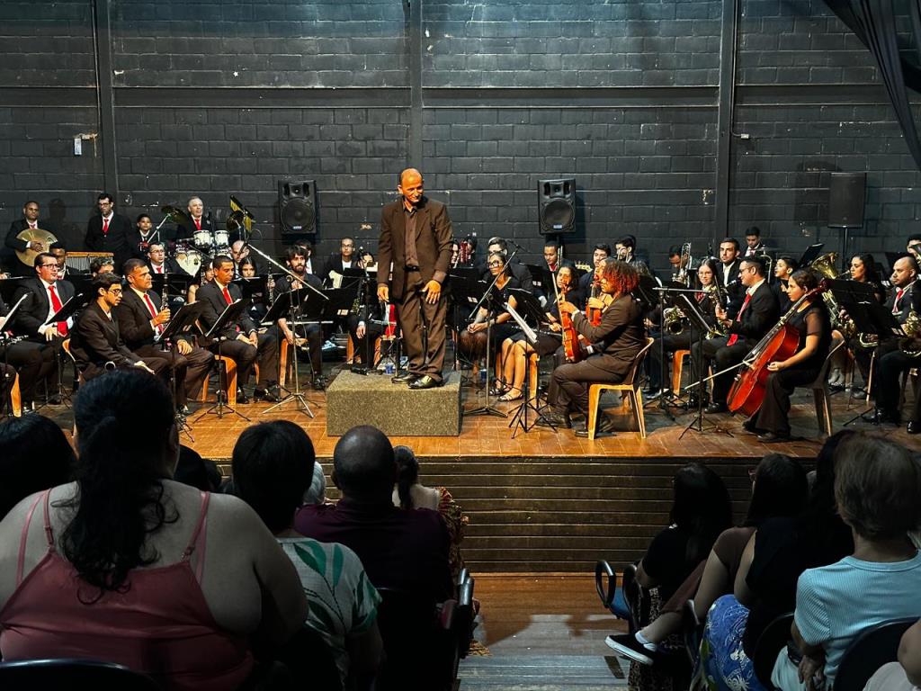 🎶🎺 Banda de Concerto em Destaque – Música que Transforma! 🌟👏