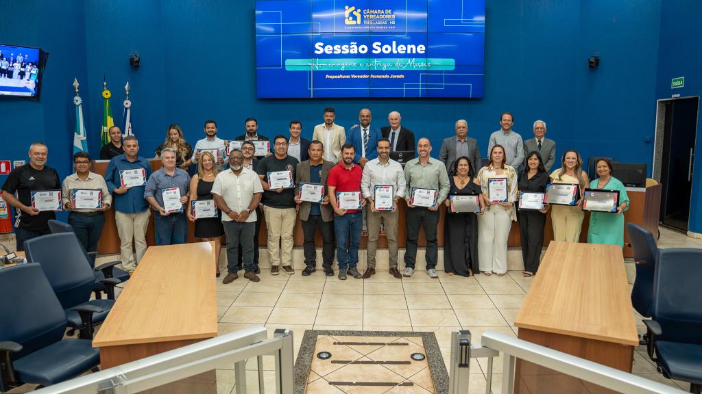 Câmara outorga títulos de cidadão e homenageia profissionais e associações por contribuição ao desenvolvimento de Três Lagoas