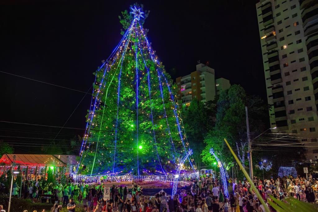 DEZEMBRO EM TATUÍ CELEBRA O CLIMA NATALINO, A TRADIÇÃO, A CULTURA E A INCLUSÃO