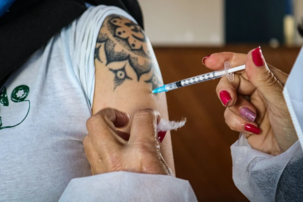 VACINAÇÃO CONTRA A INFLUENZA ESTÁ LIBERADA PARA TODA A POPULAÇÃO NAS UNIDADES DE SAÚDE DO MUNICÍPIO