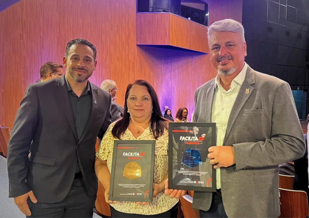 TATUÍ ALCANÇA O MAIS ALTO NÍVEL DE RECONHECIMENTO NO PROGRAMA “FACILITA SP” COM OS SELOS OURO E INOVAÇÃO
