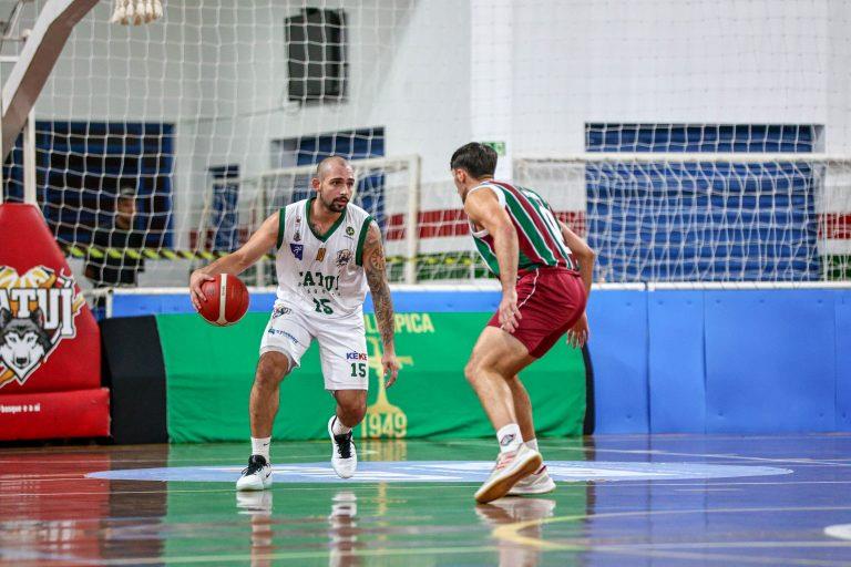 GRUPO BT/CLUBE DE CAMPO DE TATUÍ DERROTA O FLUMINENSE EM CASA E ASSUME A LIDERANÇA DA LIGA OURO
