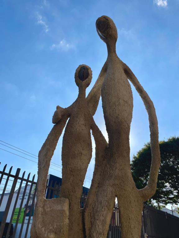 REINAUGURAÇÃO DA ESTÁTUA “O CONDUTOR” CELEBRA VALORIZAÇÃO DO PATRIMÔNIO ARTÍSTICO E EDUCACIONAL