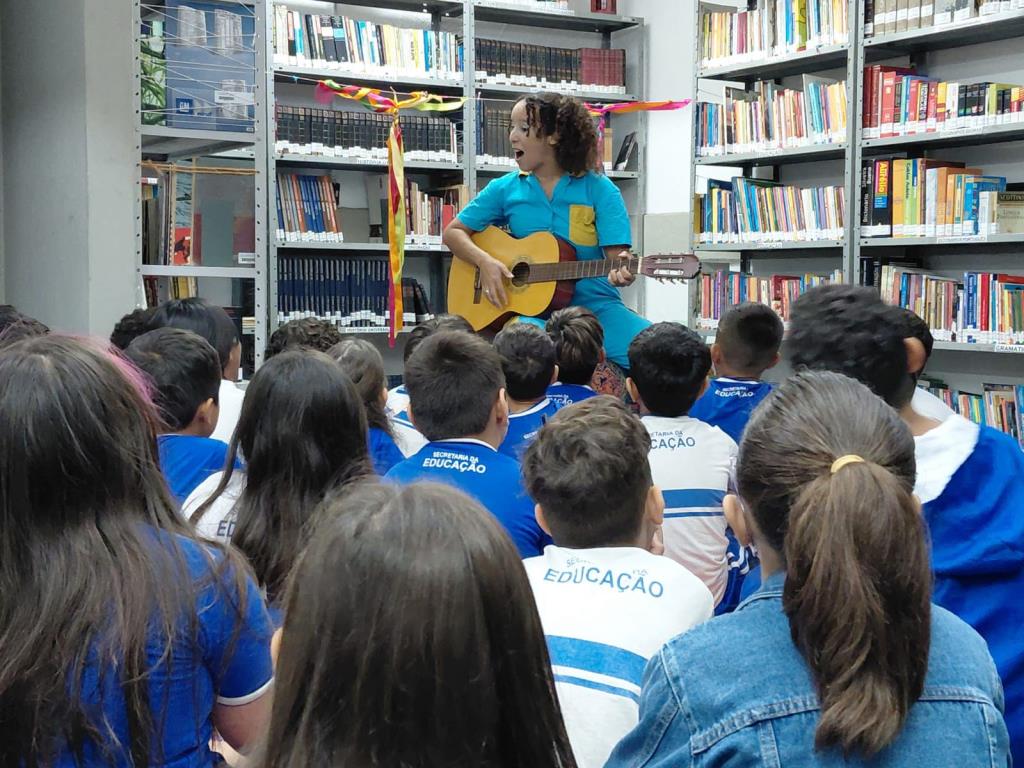 HISTÓRIA, BRINCADEIRA E TRADIÇÃO: “CORDÃO DA CONFUSÃO” SEGUE ENCANTANDO ALUNOS DA REDE MUNICIPAL NESTE MÊS DE ABRIL