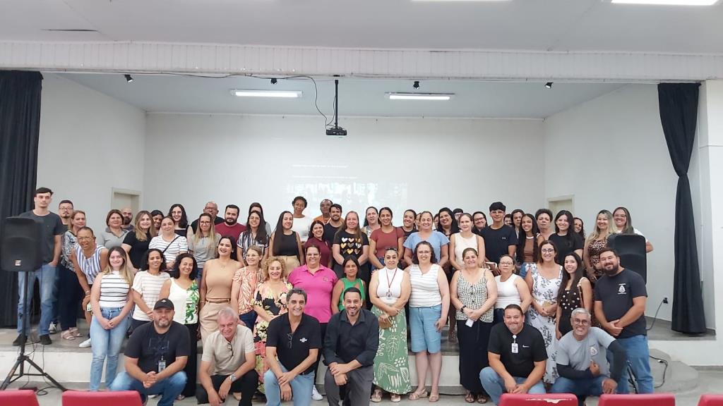 CAPACITAÇÃO SOBRE EXCELÊNCIA NO ATENDIMENTO REÚNE 118 SERVIDORES PÚBLICOS MUNICIPAIS