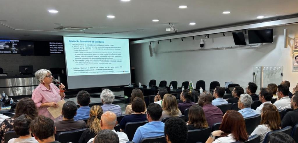 1º SEMINÁRIO MUNICIPAL DE EDUCAÇÃO AMBIENTAL IMPULSIONA A SUSTENTABILIDADE NA ESTÂNCIA TURÍSTICA DE TATUÍ