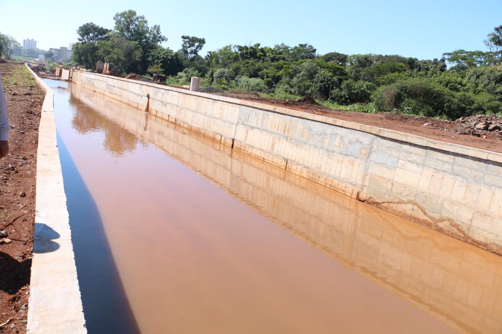 Empresa abandona trecho da obra da Via Expressa e Prefeitura prepara nova licitação