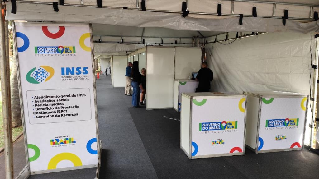 Feira da Cidadania leva serviços federais e amplia acesso da população a direitos em Araraquara