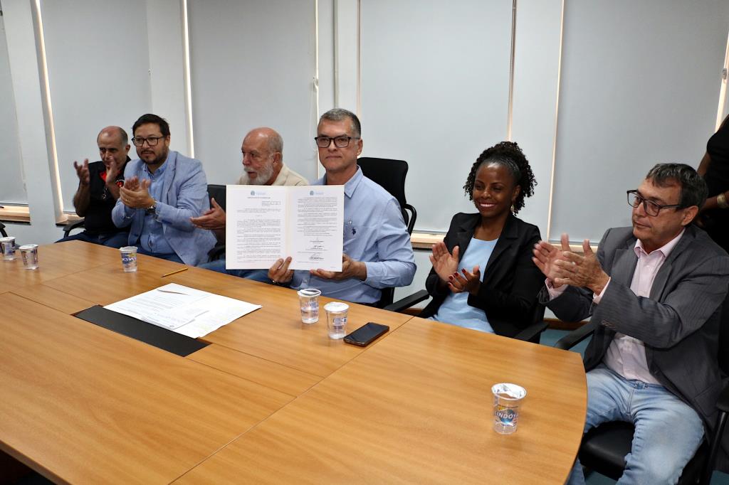 Prefeitura formaliza cessão de imóvel ao Banco de Solidariedade